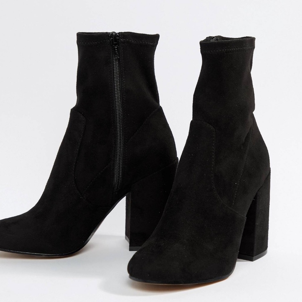 Black sock bootie